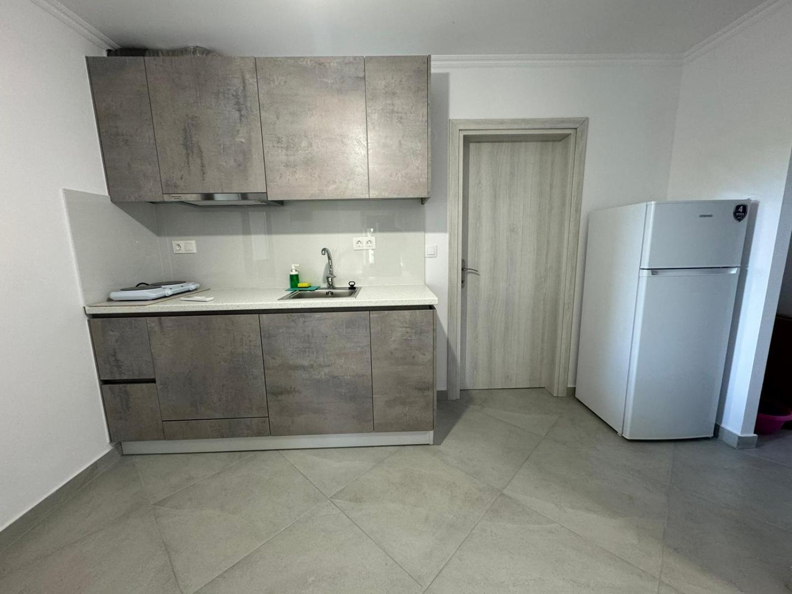 Melina Apartments Nikíti Eksteriør bilde